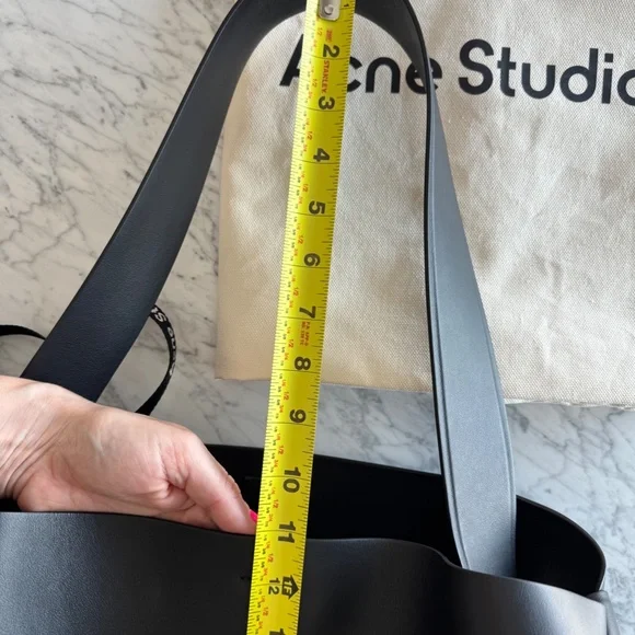 Acne Studios Musubi Midi Shoulder Bag – NWOT – BLACK - Picture 13 of 16